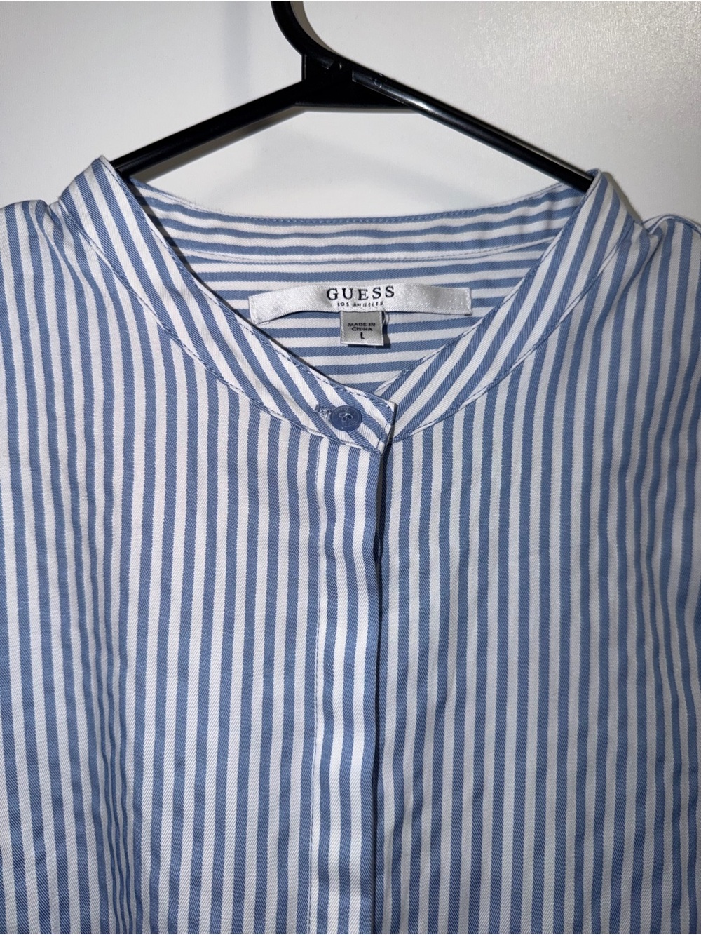 Guess Long Sleeve Blue & White Striped Button Up Blouse L - Picture 10 of 11